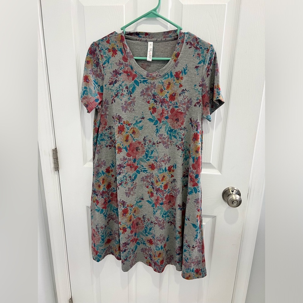 Latched mamma floral swing dress M